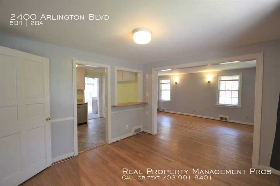 2400 Arlington Blvd - Photo 3 of 24