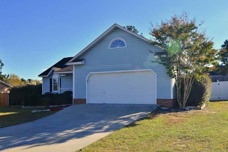 208 Colchester Dr - Photo 2 of 30
