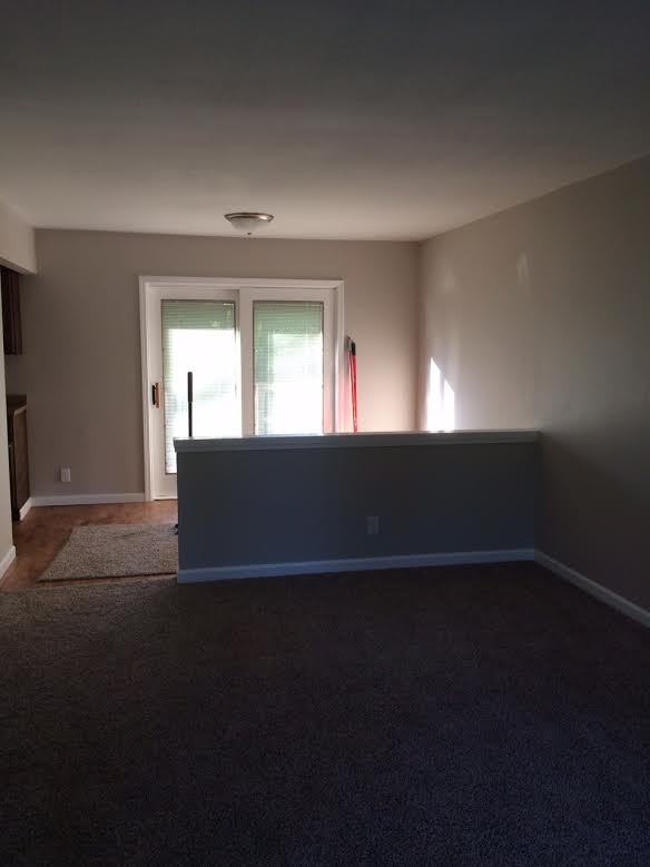 215 E Watrous Ave - Photo 2 of 5