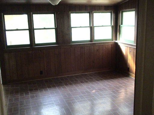 203 NW 13th Ave - Photo 3 of 13