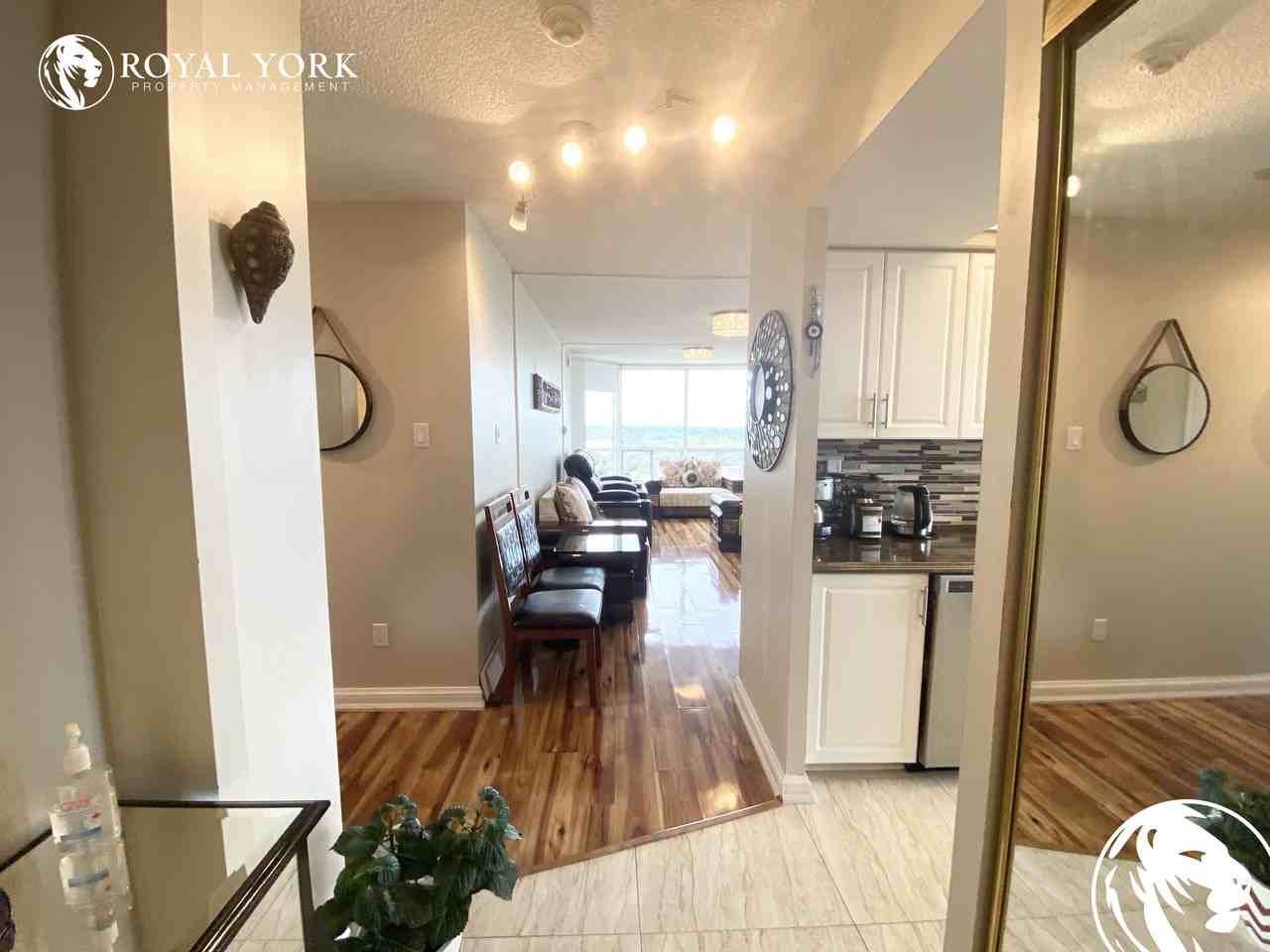 24 Bellair Condominiums - Photo 3 of 32