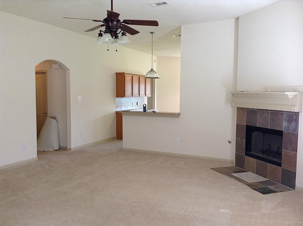 11719 Elizabeth Ct - Photo 2 of 9