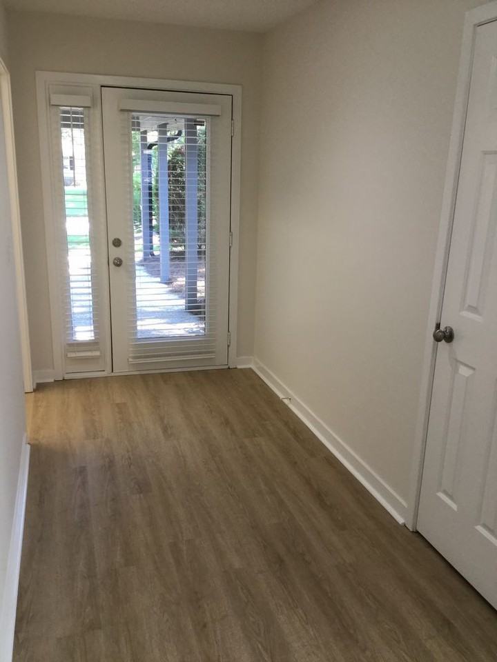 7111 Key Point Dr - Photo 2 of 23