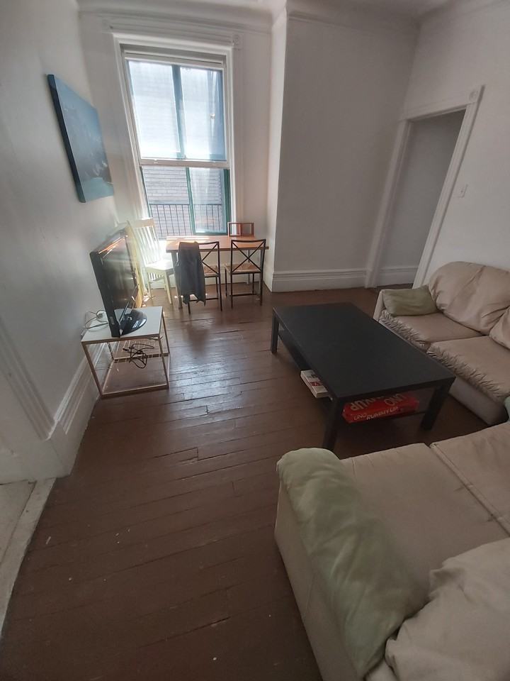 3447 Jeanne-Mance - Photo 2 of 12