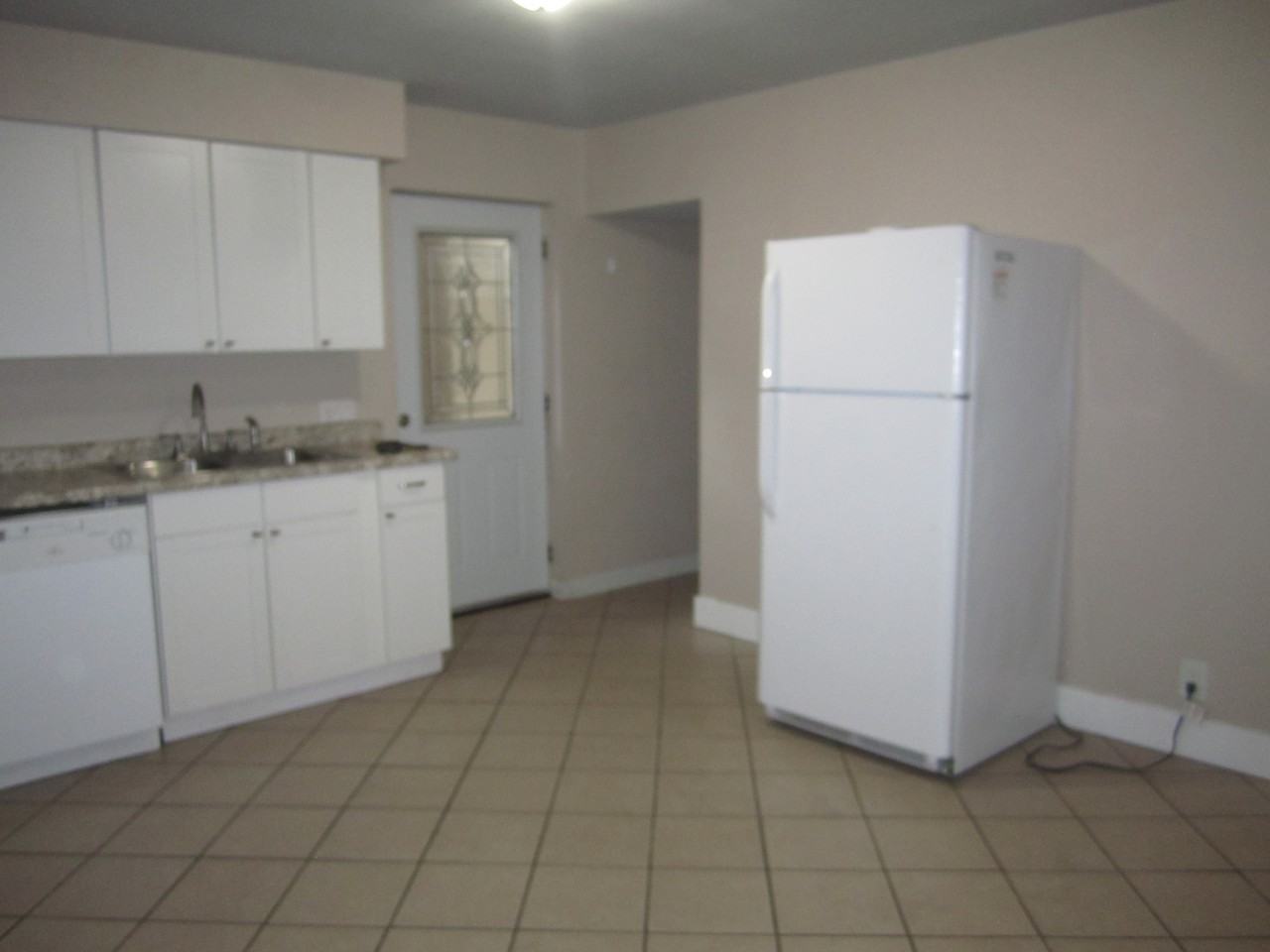 408 West 2nd Street #2 - Photo 2 of 10