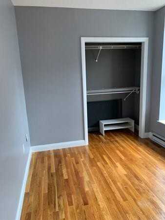 6 Monmouth St - Photo 3 of 6