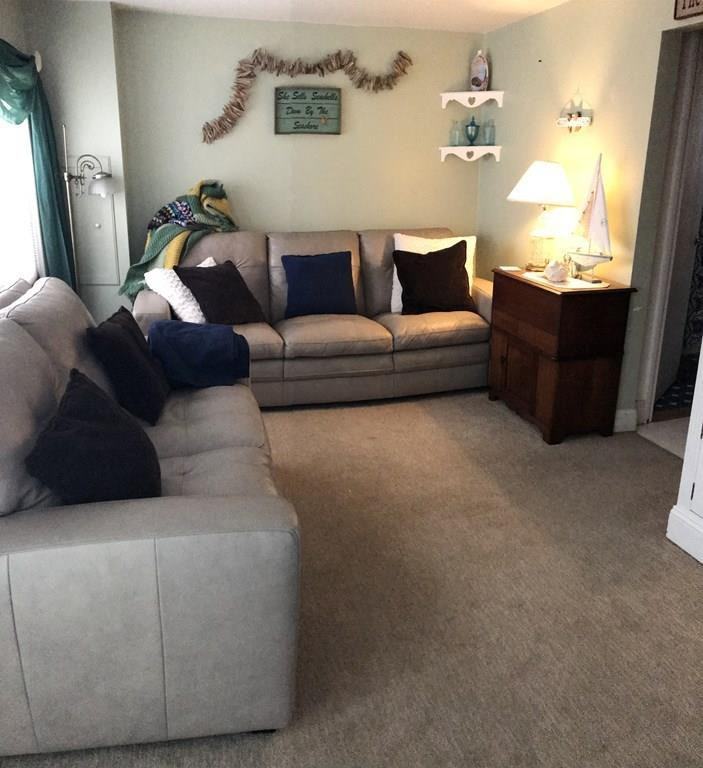 27 27 McArthur Lane Unit Winter - Photo 2 of 9