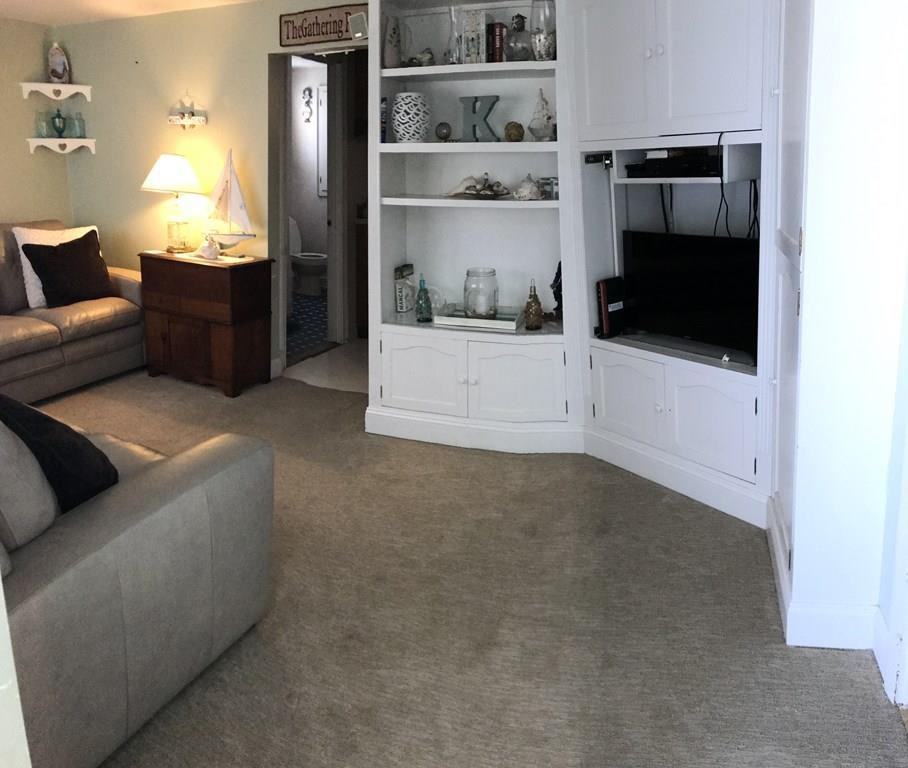 27 27 McArthur Lane Unit Winter - Photo 3 of 9