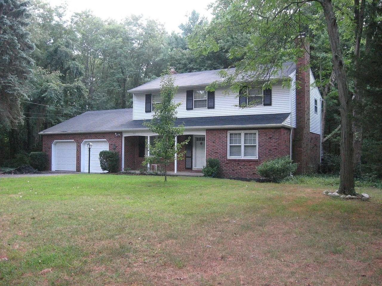 301 Lehigh Rd N - Photo 2 of 14