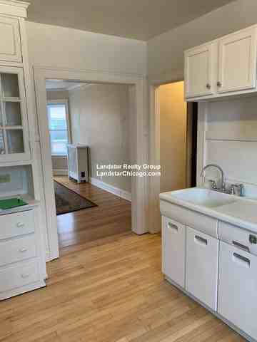 1936 W Estes Ave #2S - Photo 3 of 46