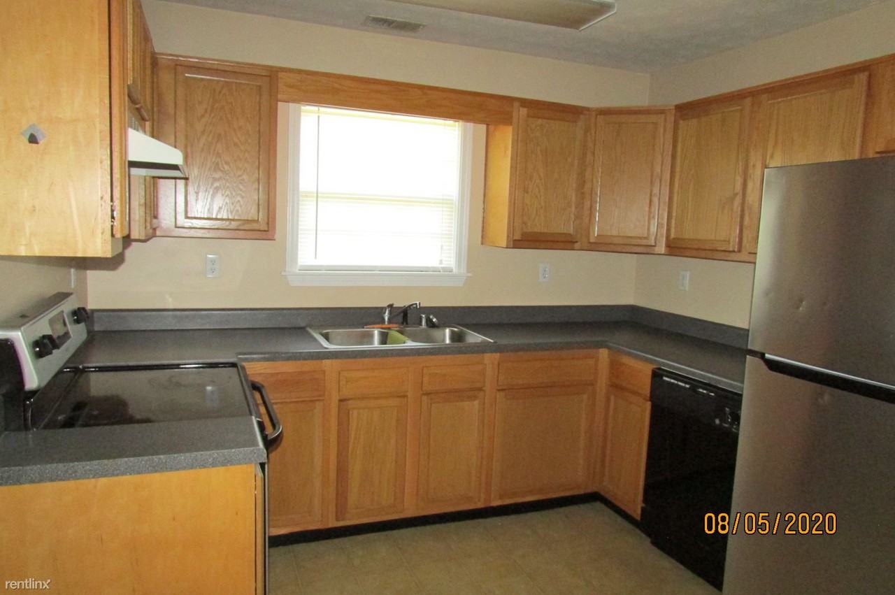 108 Hurstfield Dr #C - Photo 2 of 8