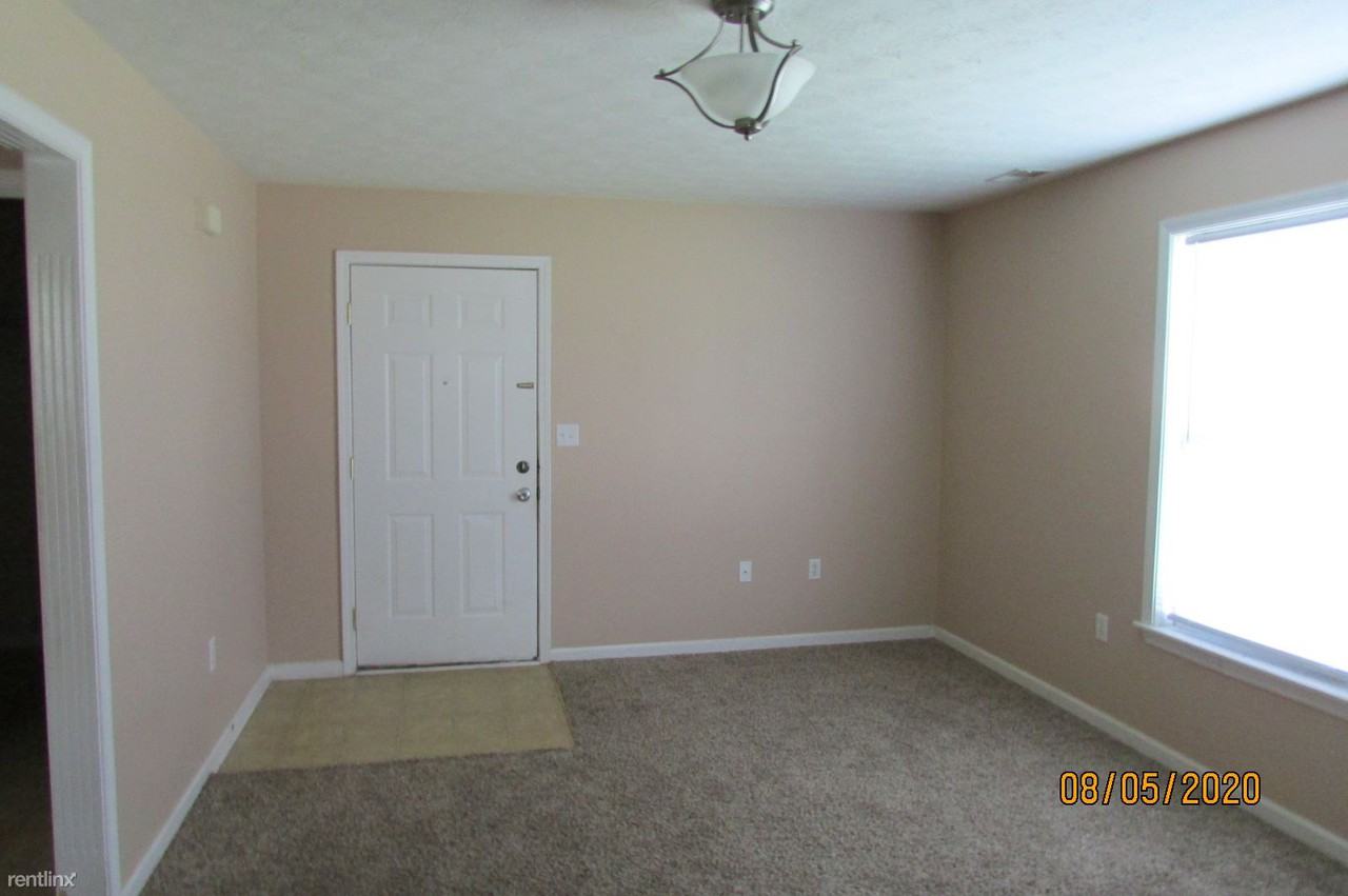 108 Hurstfield Dr #C - Photo 3 of 8