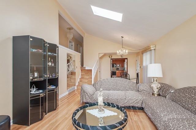 6636 N Kenneth Ave - Photo 3 of 15