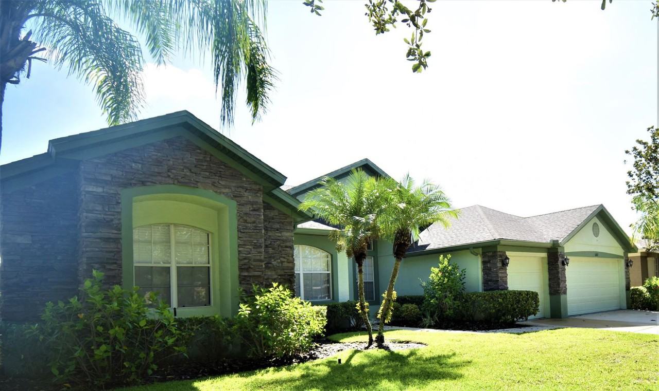 1632 Cherry Ridge Dr - Photo 2 of 32