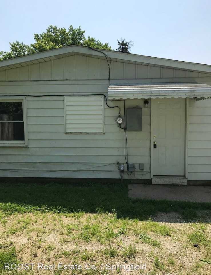 800 N Scott St - Photo 2 of 11