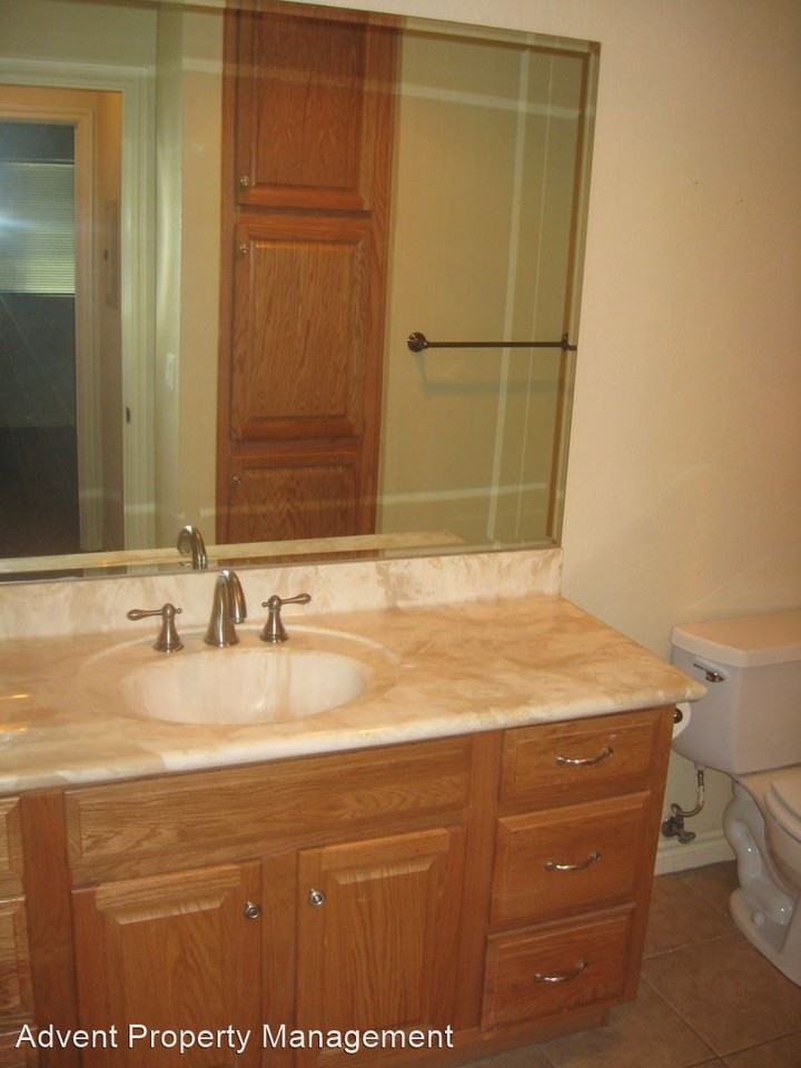 1825 1825 Bayview Heights 87 - Photo 3 of 5