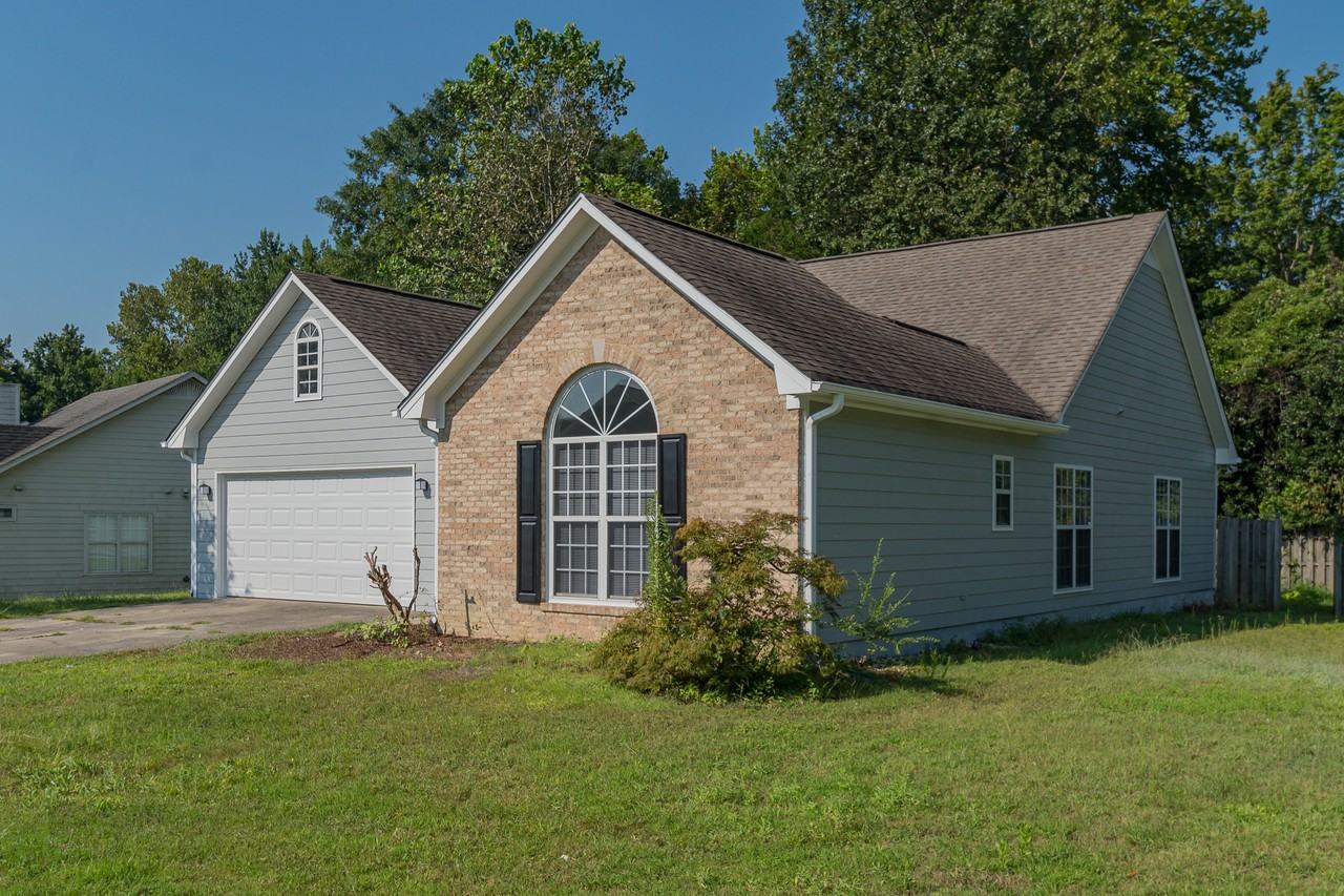 400 Cedar Grove Ln - Photo 2 of 39