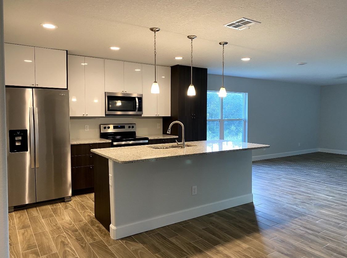 1202 Amazon Way - Photo 3 of 12