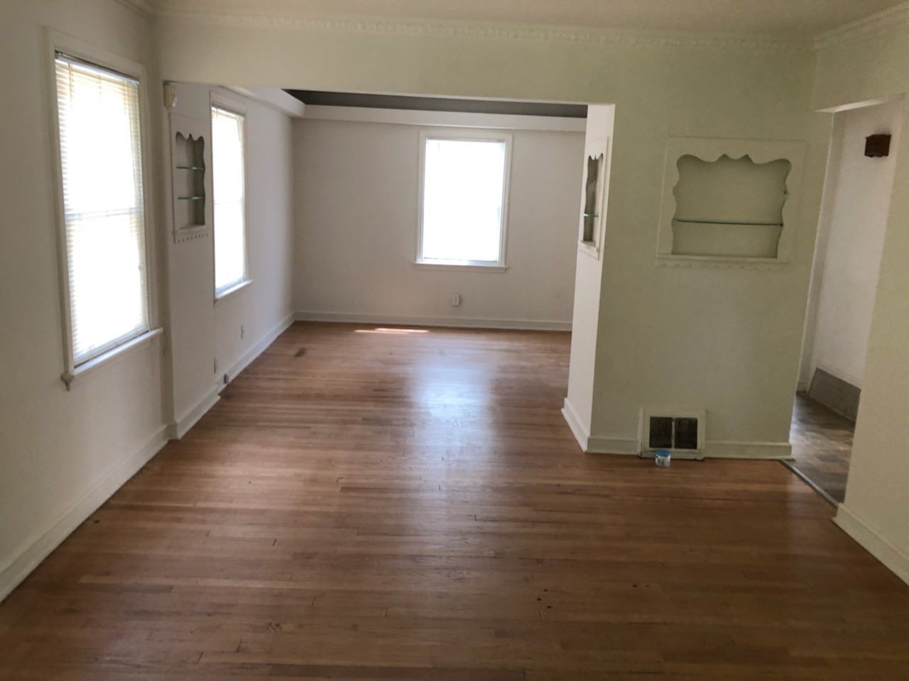 3330 N 58th St - Photo 3 of 10