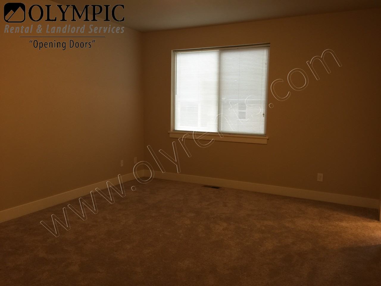 1543 Bellerive Way Se - Photo 7 of 19