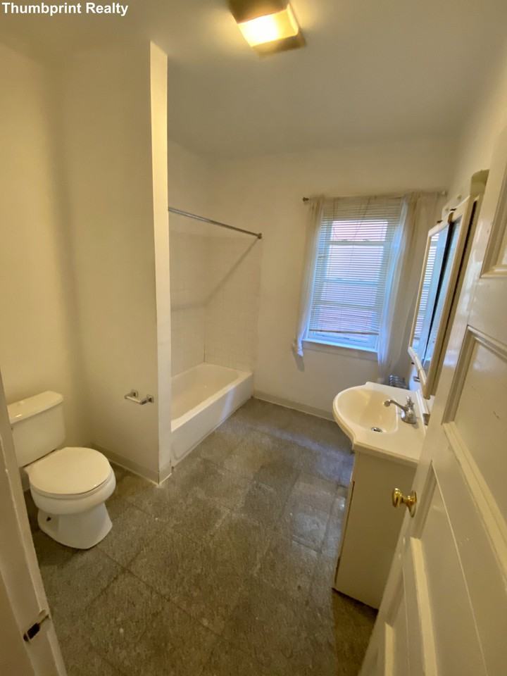 14 Larchmont St - Photo 3 of 12