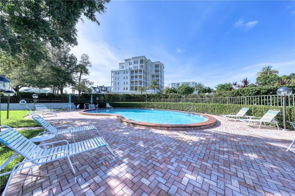 150 150 BELLEVIEW BOULEVARD 103 - Photo 2 of 46