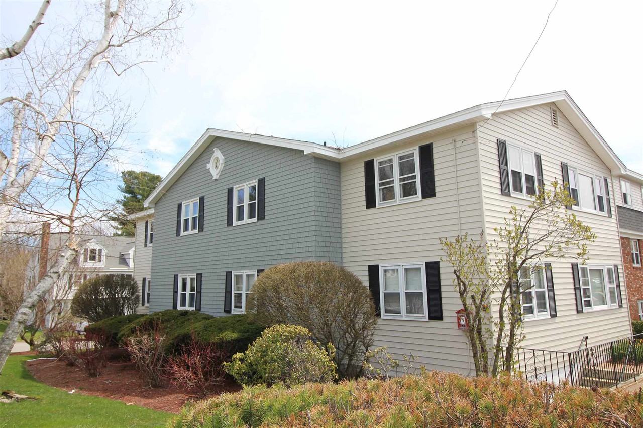 73 E Broadway Apt B, Derry, NH 03038 2 Bedroom Apartment for Rent