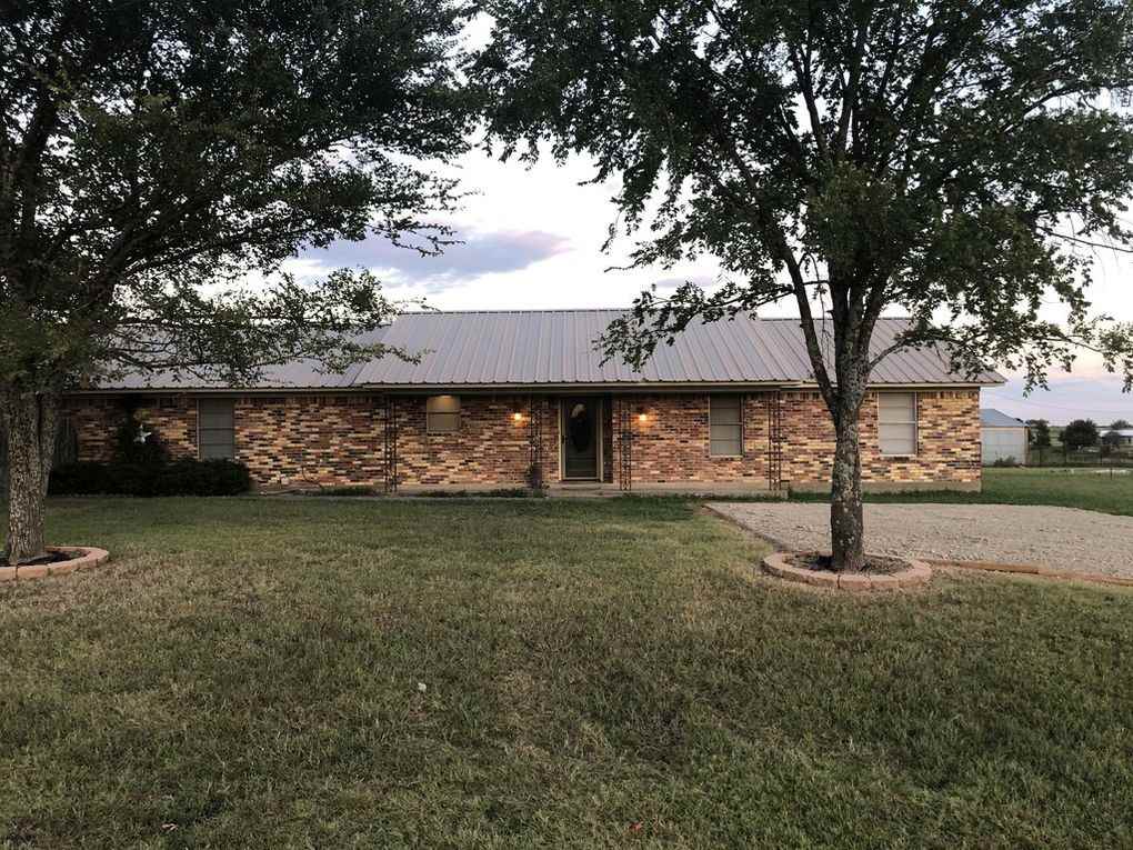 6064 County Road 164 - Photo 3 of 17