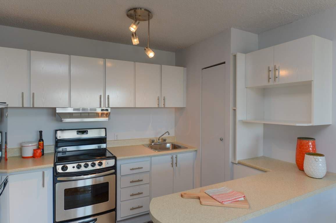 Port de Mer Apartments for Rent 99 Place CharlesLe Moyne, Longueuil