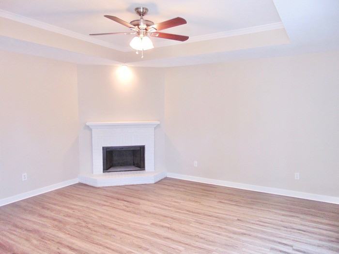 1440 Chelsea Ln - Photo 3 of 16