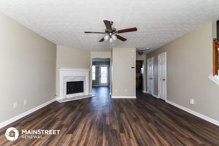 5686 Wind Gate Ln - Photo 2 of 15