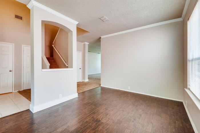4908 Park Brook Dr - Photo 2 of 18