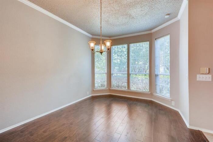 4908 Park Brook Dr - Photo 3 of 18
