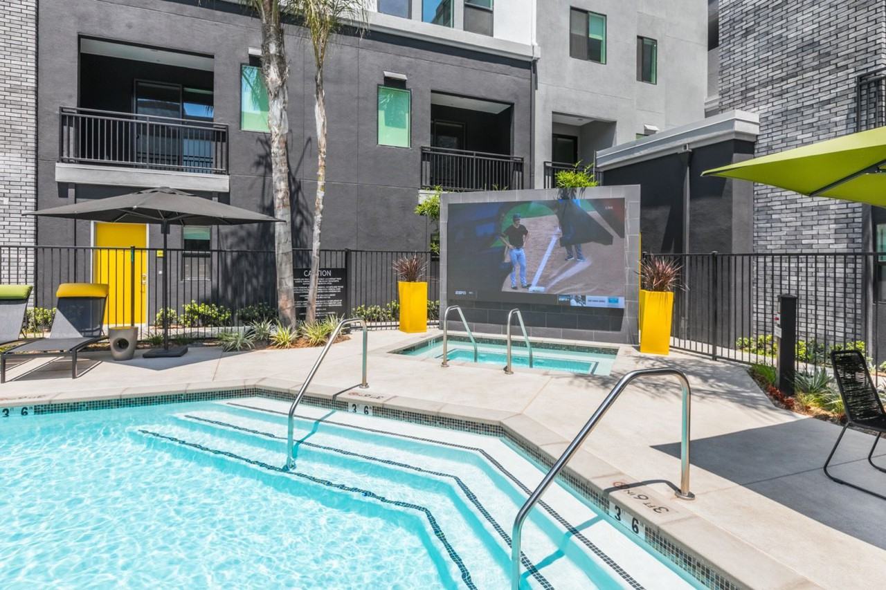 Rowan - Photo 6 of 41