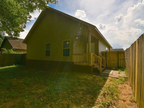 1571 Spencer Drive - Photo 2 of 8