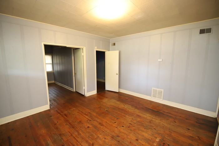 4005 Fayette Ave - Photo 2 of 8