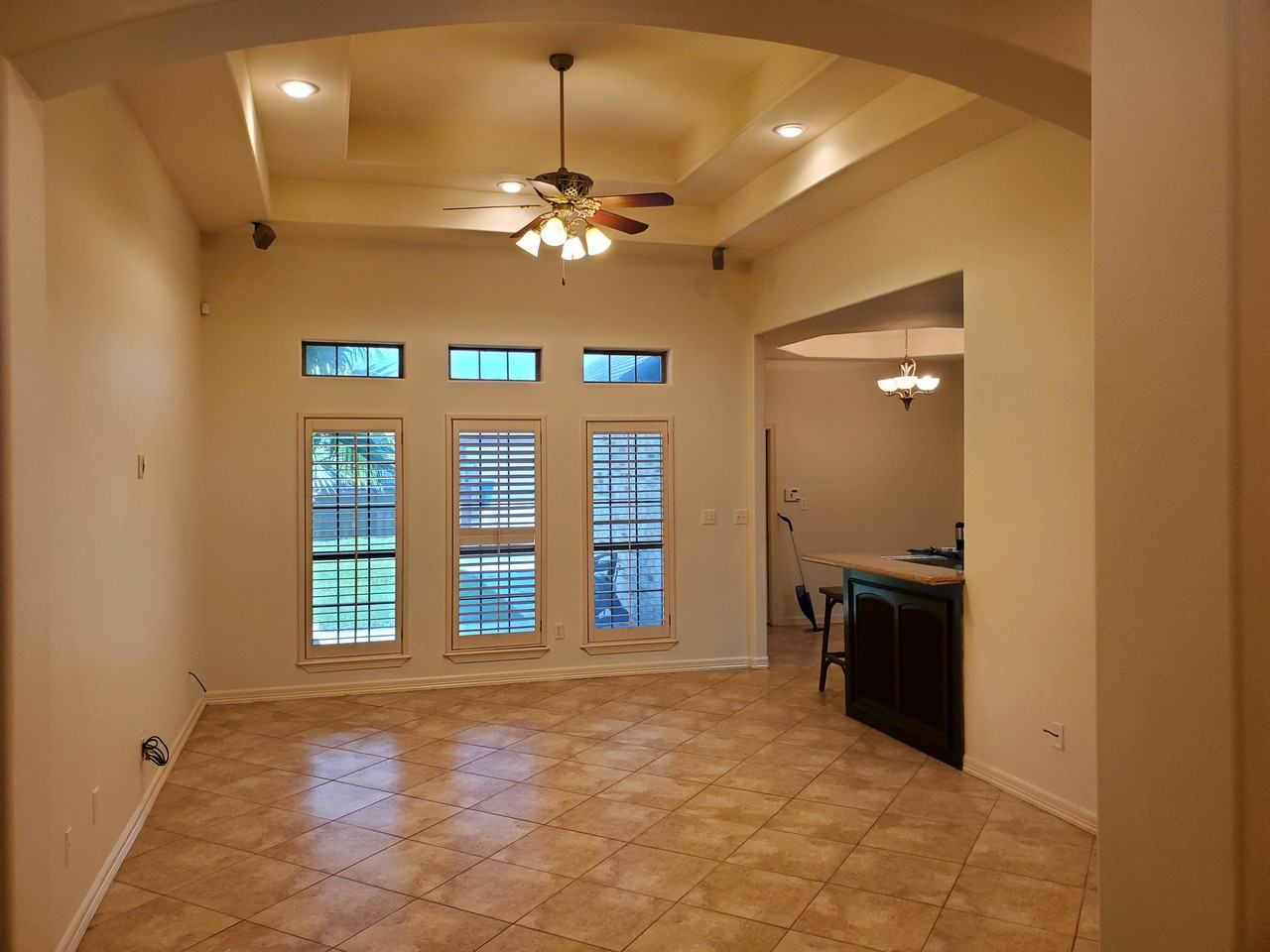 2432 Xavier - Photo 3 of 19