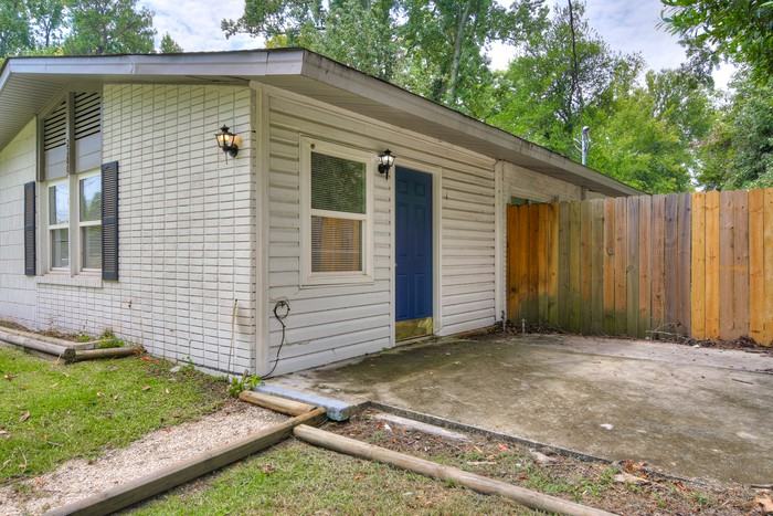 2280 Darlington Dr - Photo 2 of 24