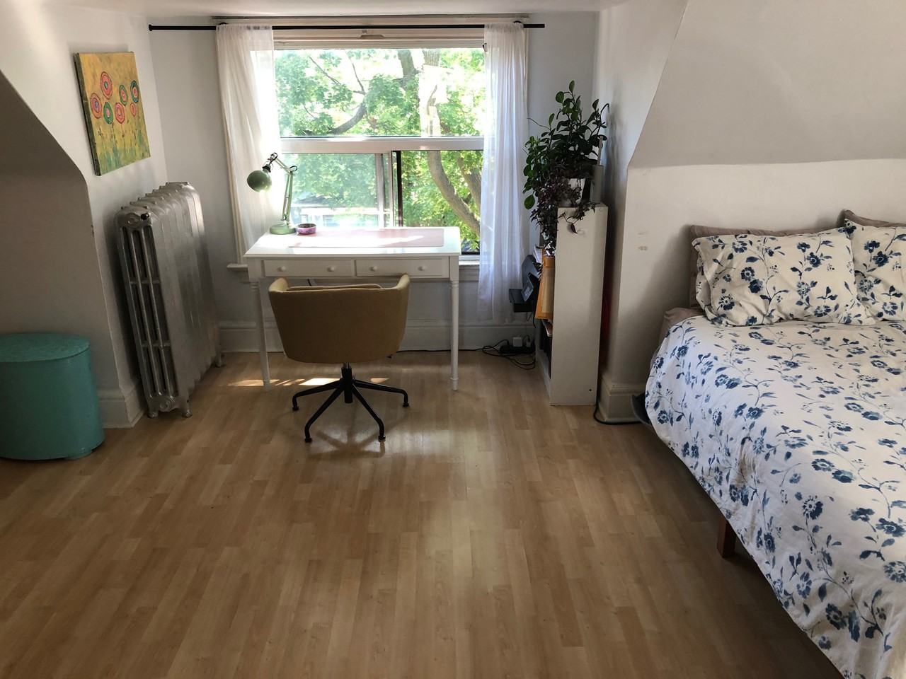 310 Pacific Avenue - Photo 2 of 14