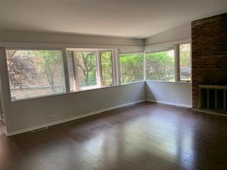 413 S Argyle Ave - Photo 2 of 10