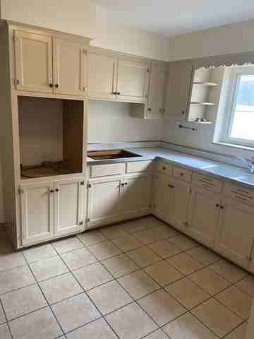 1517 Bonnie Brae Pl #3F - Photo 2 of 8