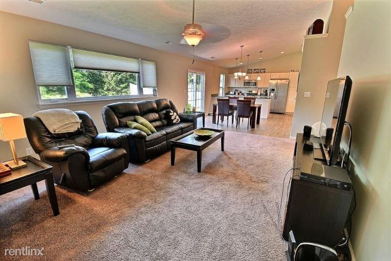 328 Leatherwood Way - Photo 3 of 12