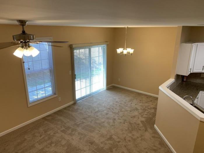 995 Treymont Way - Photo 3 of 23