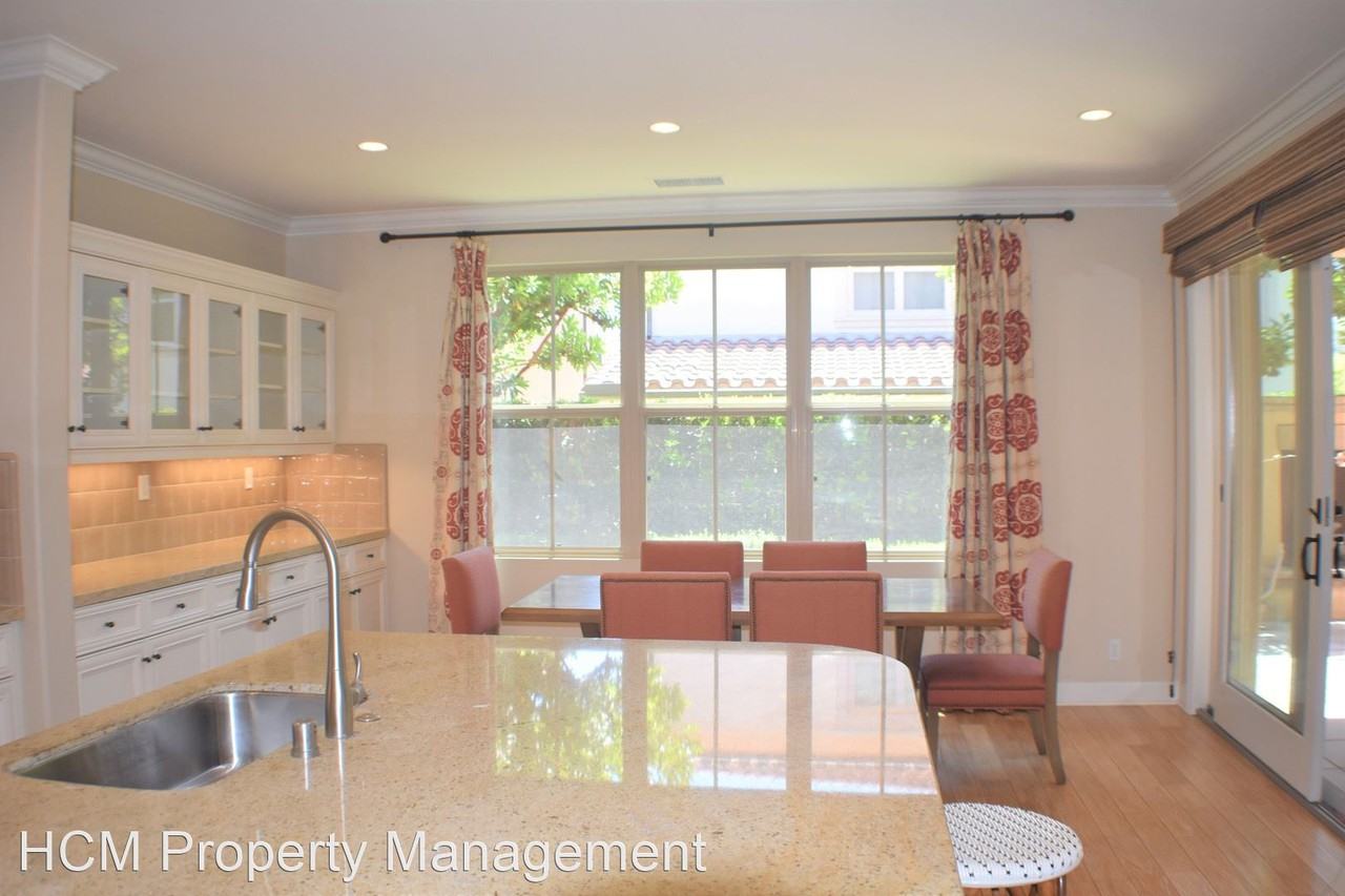 52 Honeyrose - Photo 3 of 12