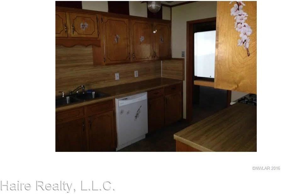 4221 Elaine St - Photo 3 of 10