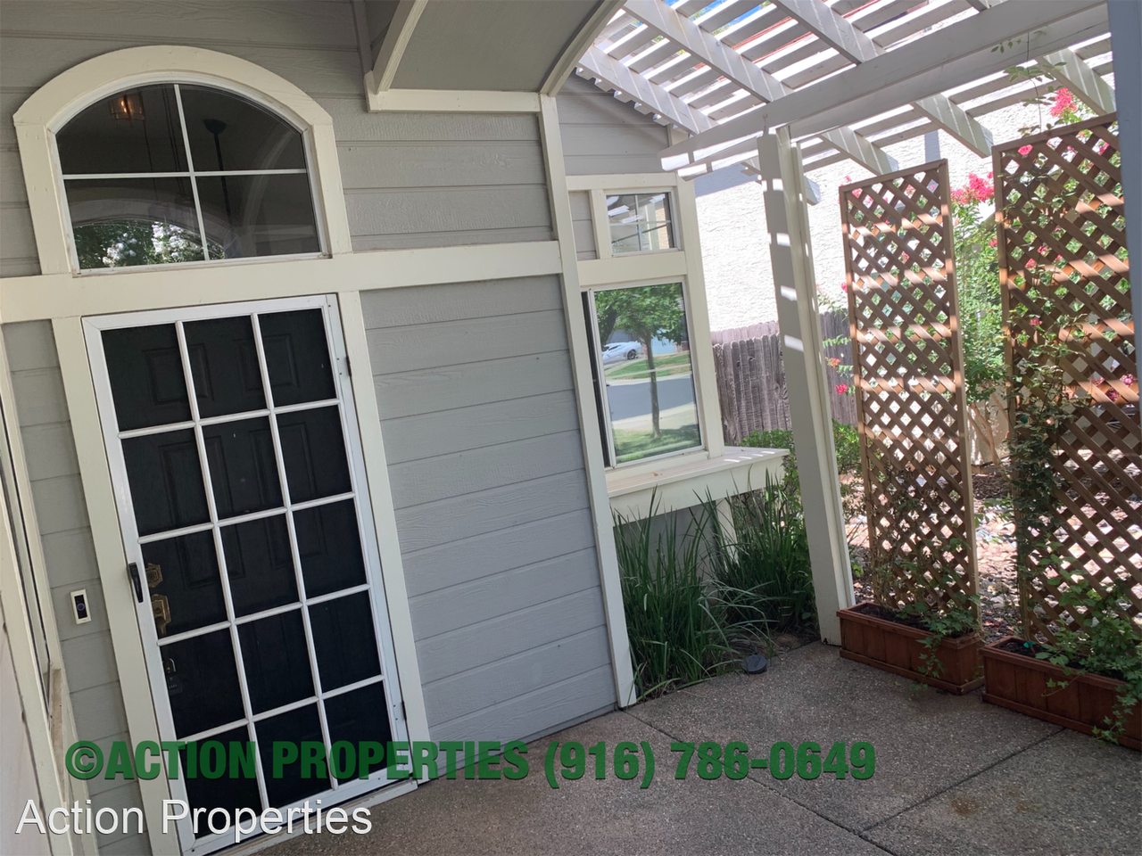 2321 Tuscany St - Photo 3 of 15