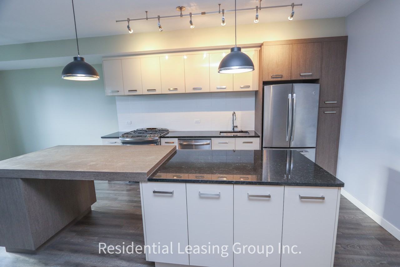 406 5 Ave Ne - Photo 2 of 8