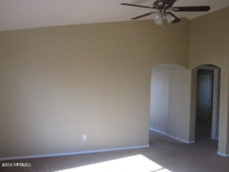 22282 W Moonlight Path - Photo 3 of 7