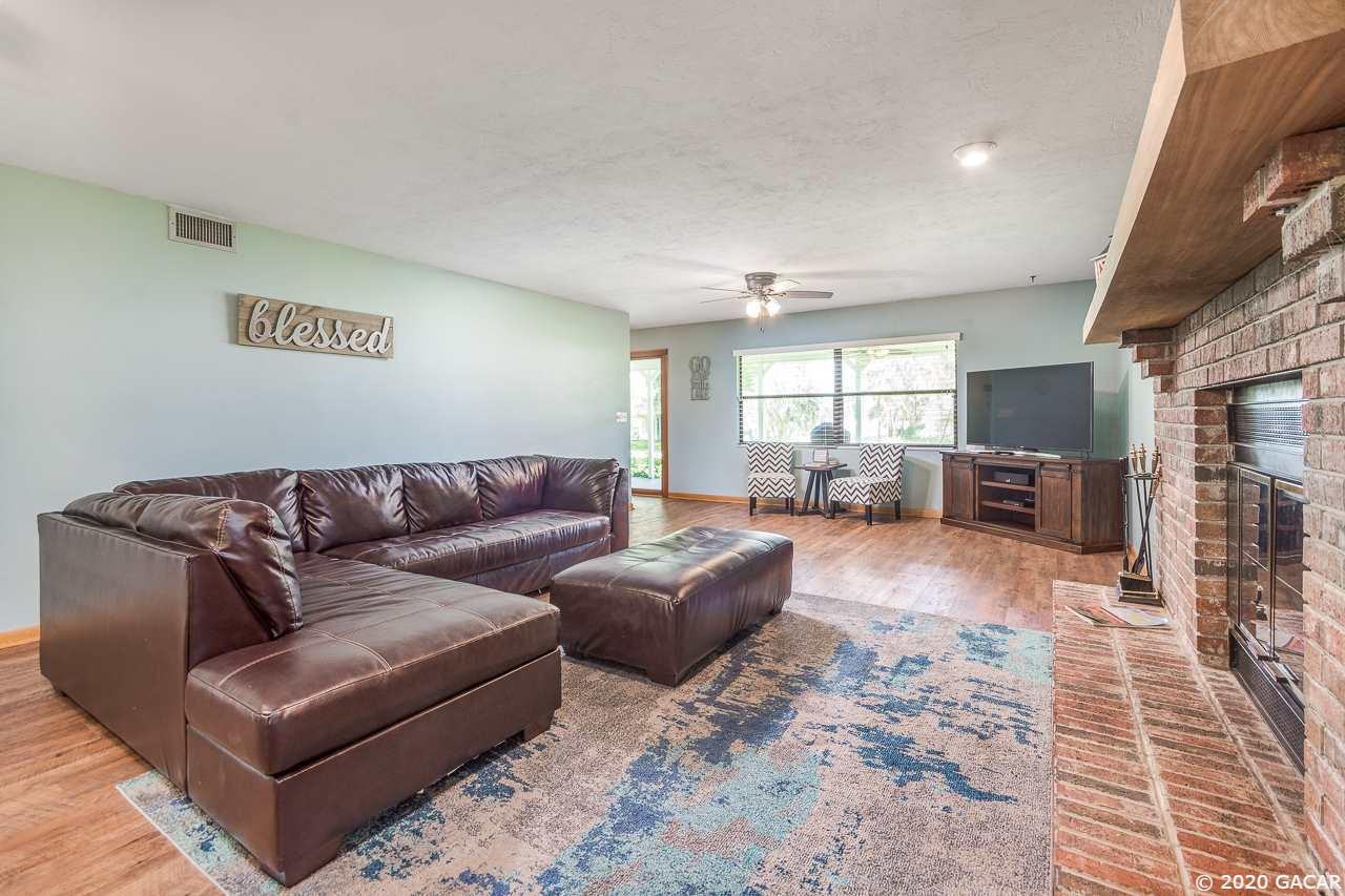 20618 Ne 117th Ave - Photo 3 of 27