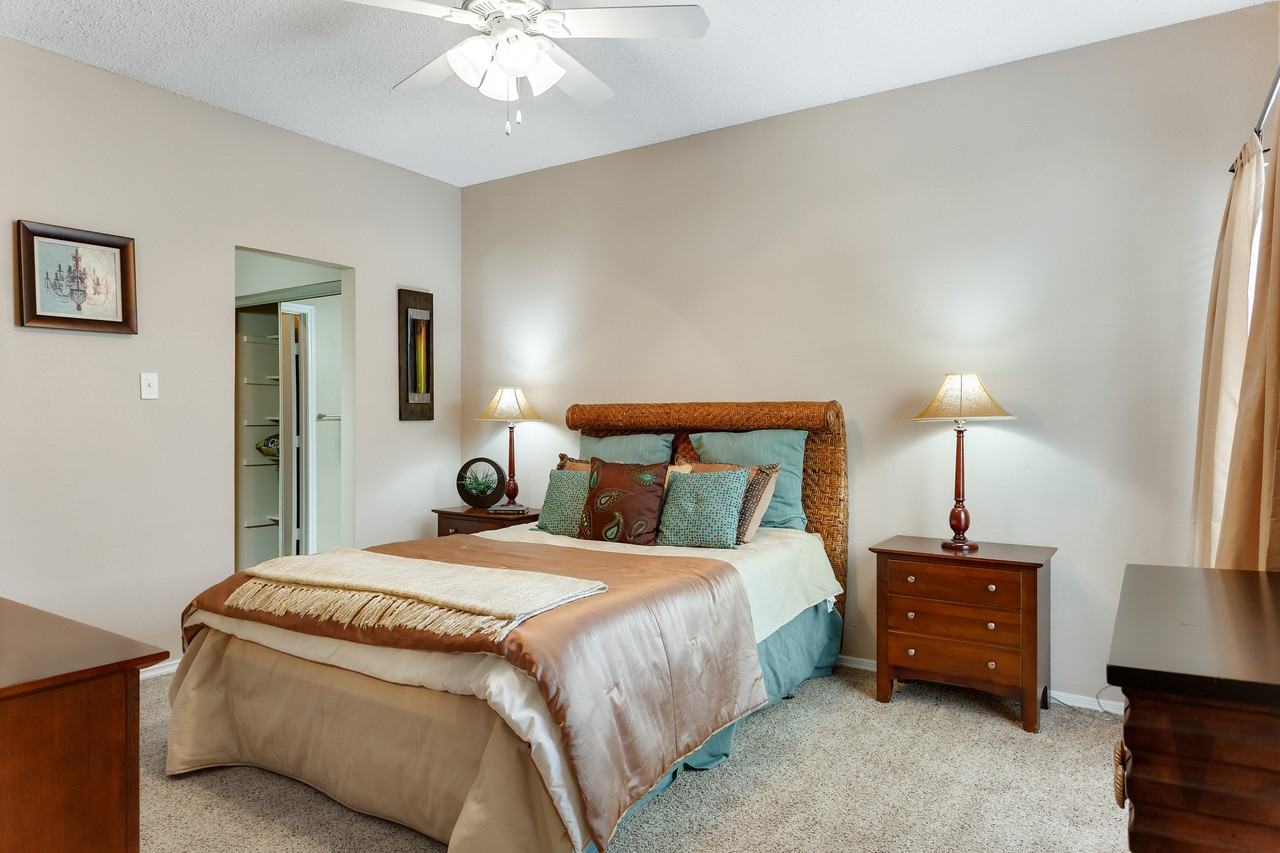 The Willows on Rosemeade - Photo 4 of 71